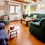 Villa Suari